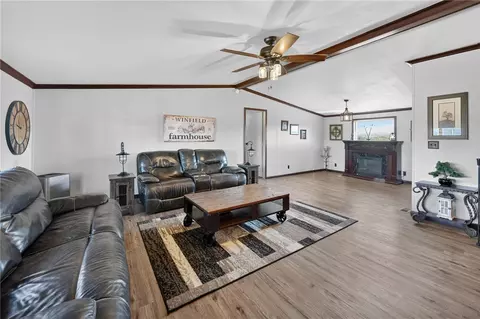 Living - 11125 E Prospect Dr, Kingman, AZ 86401 photo 1 of 4