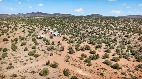 View/Area - 11125 E Prospect Dr, Kingman, AZ 86401 photo 13 of 26
