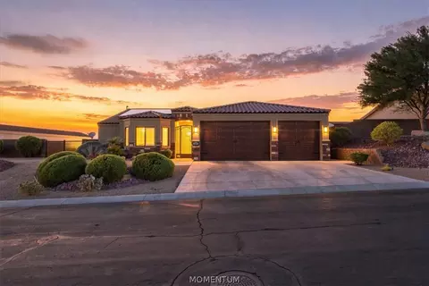 3267 Esmerelda Dr, Bullhead City, AZ 86429