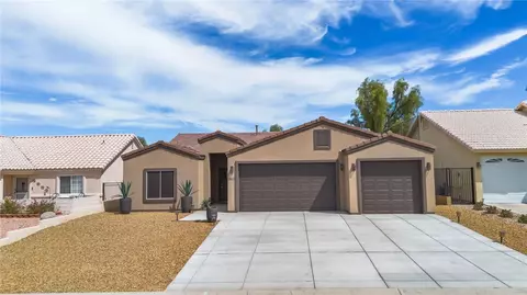 2029 E Desert Palms Dr, Fort Mohave, AZ 86426