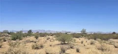 306-07 N 099 N Hano Rd, Golden Valley, AZ 86413