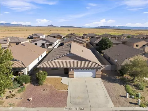 View/Area - 3833 E Suffock Ave, Kingman, AZ 86409 photo 3 of 7