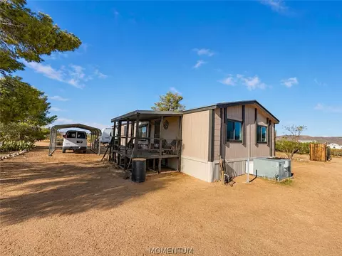 1620 S San Pedro Rd, Golden Valley, AZ 86413