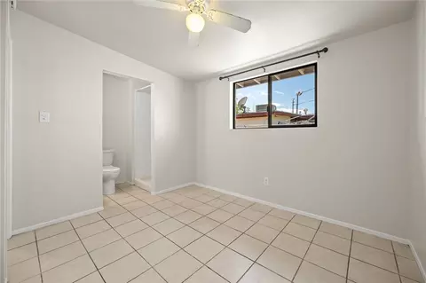 Bedroom - 2115 Davis Ave, Kingman, AZ 86401 photo 9 of 12