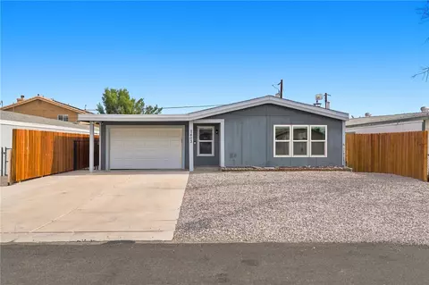 2403 Castle Rock Cir, Bullhead City, AZ 86442