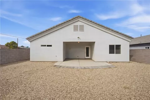 Exterior - 3352 N Apache St, Kingman, AZ 86401 photo 2 of 7