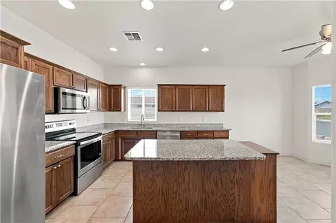 Kitchen - 3352 N Apache St, Kingman, AZ 86401 photo 3 of 3