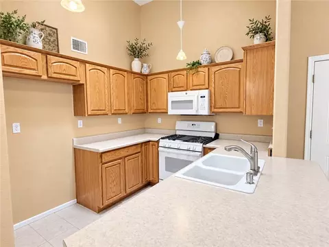 Kitchen - 955 E Beverly Ave, Kingman, AZ 86409 photo 1 of 1