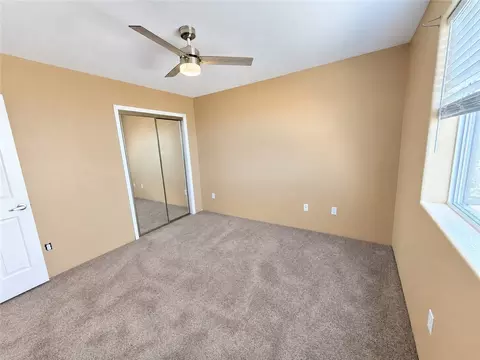 Bedroom - 955 E Beverly Ave, Kingman, AZ 86409 photo 3 of 7