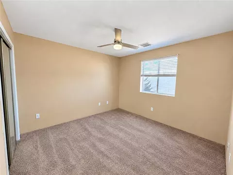 Bedroom - 955 E Beverly Ave, Kingman, AZ 86409 photo 4 of 7