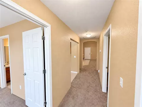 Entry Way - 955 E Beverly Ave, Kingman, AZ 86409 photo 2 of 2