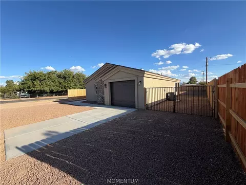 Exterior - 3120 E Devlin Ave, Kingman, AZ 86409 photo 1 of 9