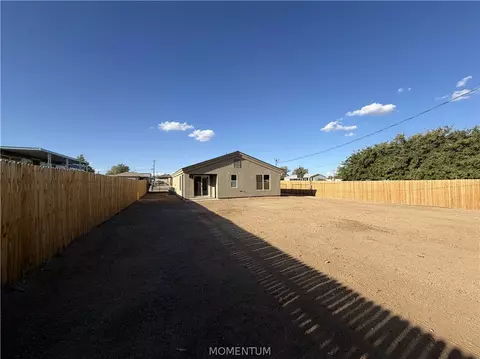 Exterior - 3120 E Devlin Ave, Kingman, AZ 86409 photo 6 of 9