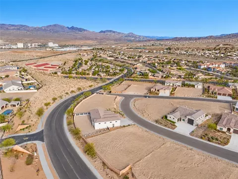 1137 Via San Lorenzo, Bullhead City, AZ 86429