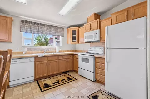 300 E Tusayan Dr, Meadview, AZ 86444 photo 9