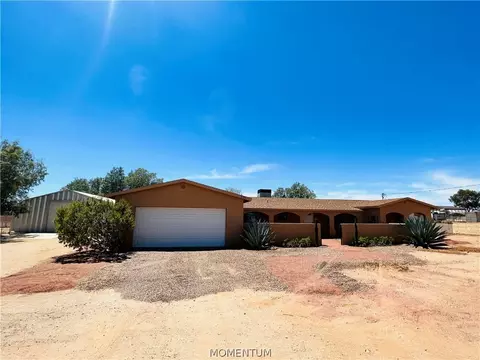 535 S Santa Cruz Rd, Golden Valley, AZ 86413