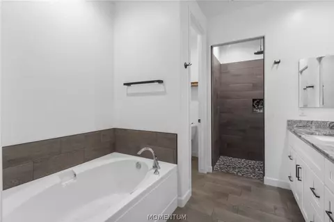 Bath - 3780 Katie Lane Loop, Kingman, AZ 86401 photo 4 of 5