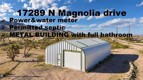 17289 N Magnolia Dr, Dolan Springs, AZ 86441