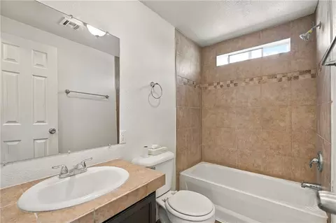 Bath - 3139 E Packard Ave, Kingman, AZ 86409 photo 3 of 3