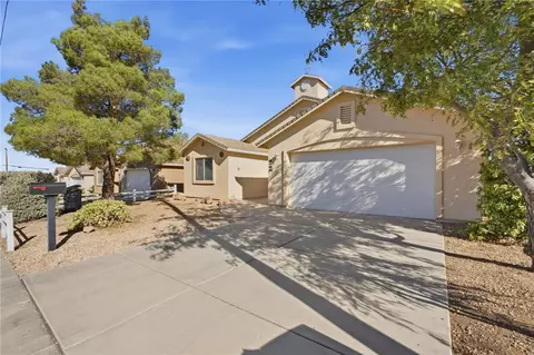 Exterior - 2819 Simms Ave, Kingman, AZ 86401 photo 2 of 5