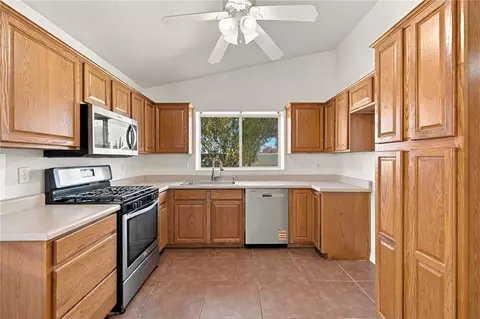 Kitchen - 2819 Simms Ave, Kingman, AZ 86401 photo 2 of 2