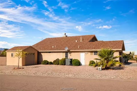 Exterior - 7560 E Cayuse Dr, Kingman, AZ 86401 photo 6 of 11