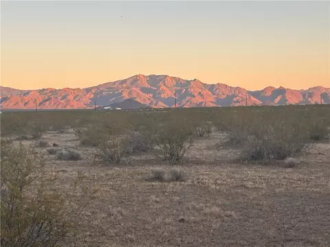 215-09 014e Centennial, Golden Valley, AZ 86413