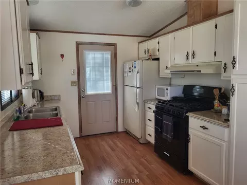960 Spencer Dr, Meadview, AZ 86444 photo 12