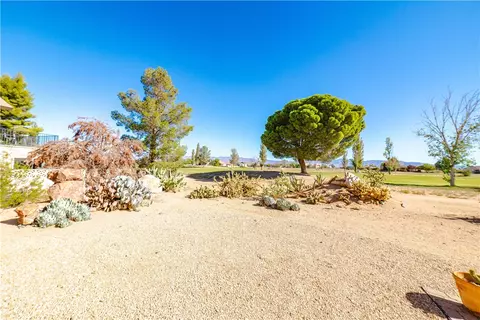 Exterior - 7683 E Oxbow Dr, Kingman, AZ 86401 photo 4 of 17