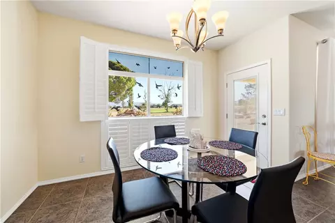 Dining - 7683 E Oxbow Dr, Kingman, AZ 86401 photo 2 of 2