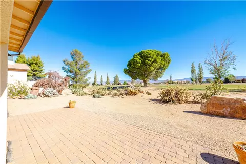 Exterior - 7683 E Oxbow Dr, Kingman, AZ 86401 photo 8 of 17