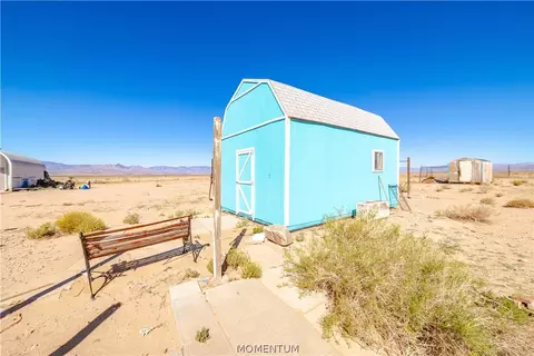 Exterior - 6811 Yeargin Dr, Kingman, AZ 86401 photo 4 of 9