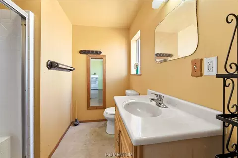Bath - 6811 Yeargin Dr, Kingman, AZ 86401 photo 1 of 1
