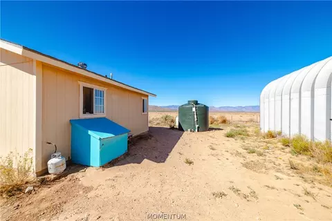 Exterior - 6811 Yeargin Dr, Kingman, AZ 86401 photo 2 of 9
