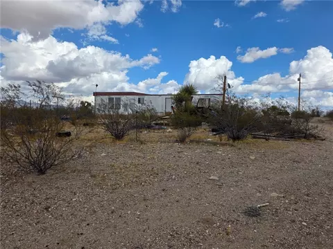 5053 N Carrizo Rd, Golden Valley, AZ 86413