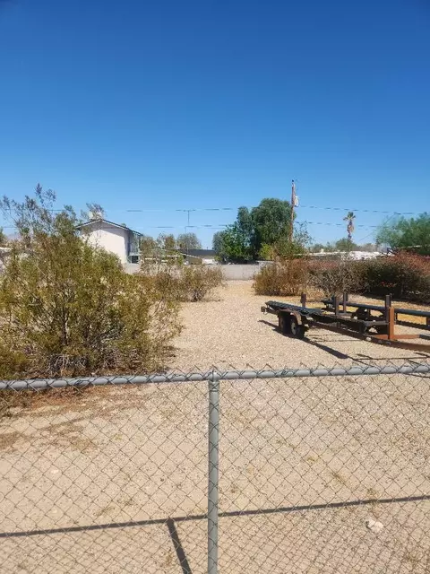 1155 Agate Ave, Bullhead City, AZ 86442