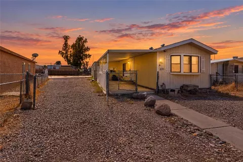 348 Meander Dr, Bullhead City, AZ 86442