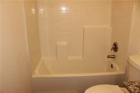 Bath - 3453 E Ames Ave, Kingman, AZ 86409 photo 4 of 5
