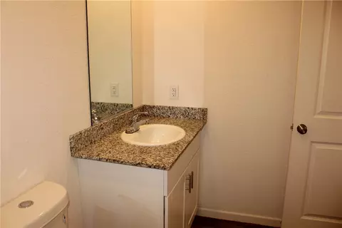 Bath - 3453 E Ames Ave, Kingman, AZ 86409 photo 5 of 5