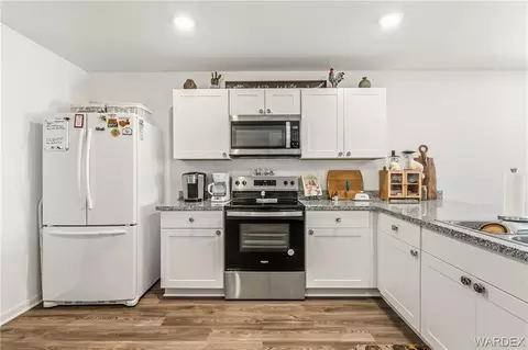 Kitchen - 3579 Angelina Dr, Kingman, AZ 86401 photo 2 of 5