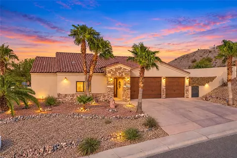 2873 Tuscany Way, Bullhead City, AZ 86429
