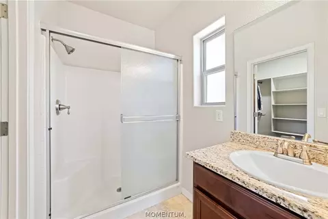 Bath - 4797 E Lazy River Rd, Kingman, AZ 86401 photo 2 of 3