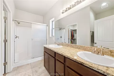 Bath - 4797 E Lazy River Rd, Kingman, AZ 86401 photo 1 of 3
