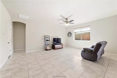 Living - 4797 E Lazy River Rd, Kingman, AZ 86401 photo 2 of 4