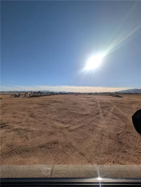 320-65 017 Jewel St, Kingman, AZ 86409