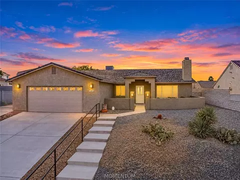 2434 Lake Ridge Ave, Bullhead City, AZ 86429