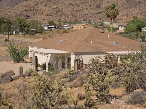 3450 W Chea Dr, Golden Valley, AZ 86413