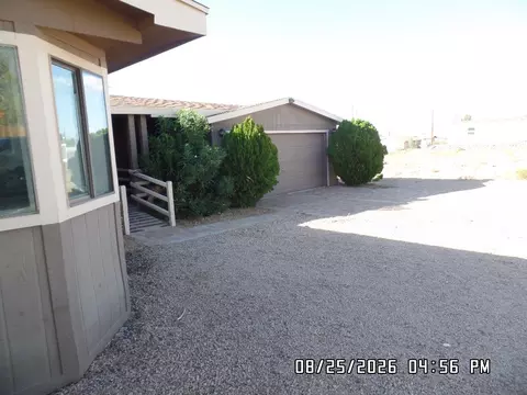 7608 E Cattle Dr, Kingman, AZ 86401 photo 2