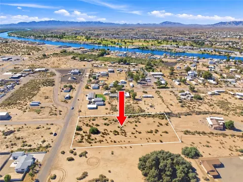 10367 S Plantation Dr, Mohave Valley, AZ 86440