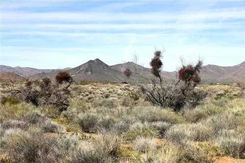 339-34 W 007 W Jurassic Dr, Golden Valley, AZ 86413